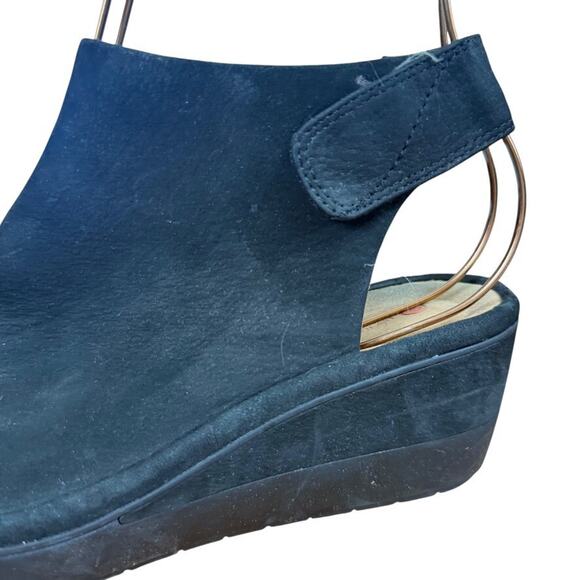 Clarks Wynnmere Abie Unstructured Black Nubuck Leather Wedge Peep Toe Sandals 7W - Picture 9 of 16